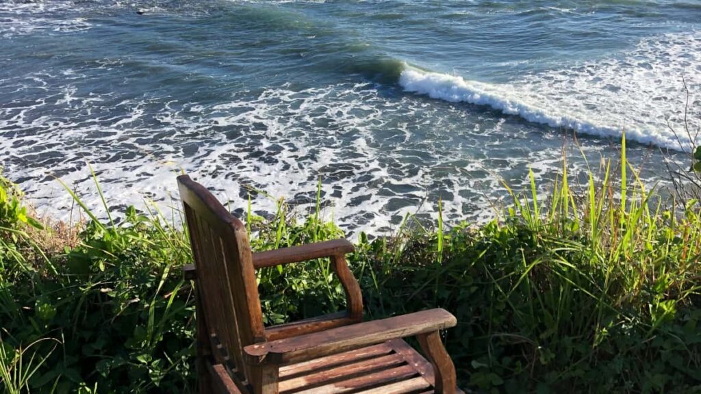 : , , eBay Romania .