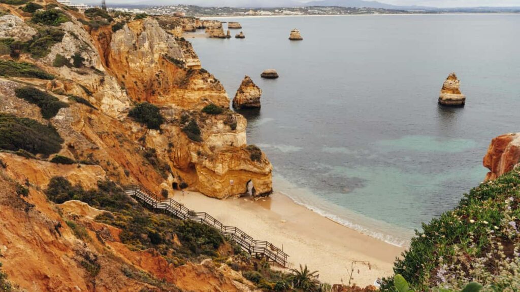 : Douyin creators Pakistan, , , KPI .